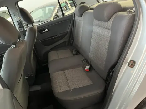 VOLKSWAGEN Fox 1.6 4P FLEX, Foto 9