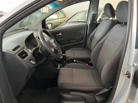 VOLKSWAGEN Fox 1.6 4P FLEX, Foto 14