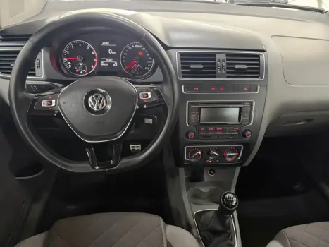 VOLKSWAGEN Fox 1.6 4P HIGHLINE FLEX, Foto 7