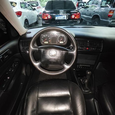 VOLKSWAGEN Golf 2.0 4P, Foto 3