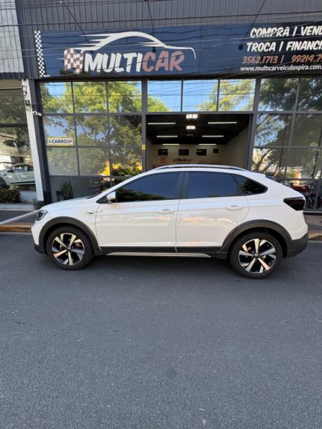 VOLKSWAGEN Nivus 1.0 4P FLEX 200 TSI HIGHLINE TURBO AUTOMÁTICO, Foto 2 VOLKSWAGEN Nivus 1.0 4P FLEX 200 TSI HIGHLINE TURBO AUTOMÁTICO, Foto 2