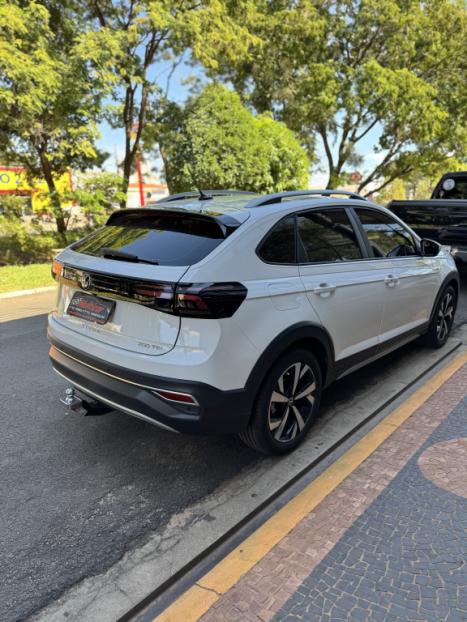 VOLKSWAGEN Nivus 1.0 4P FLEX 200 TSI HIGHLINE TURBO AUTOMÁTICO, Foto 5 VOLKSWAGEN Nivus 1.0 4P FLEX 200 TSI HIGHLINE TURBO AUTOMÁTICO, Foto 5