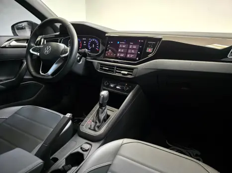 VOLKSWAGEN Nivus 1.0 4P FLEX 200 TSI HIGHLINE TURBO AUTOM�TICO, Foto 12