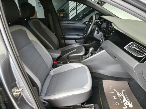 VOLKSWAGEN Nivus 1.0 4P FLEX 200 TSI HIGHLINE TURBO AUTOM�TICO, Foto 13