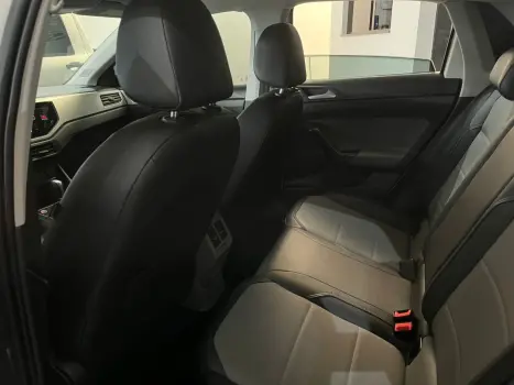 VOLKSWAGEN Polo Hatch 1.0 12V 4P 200 TSI HIGHLINE AUTOM�TICO, Foto 19