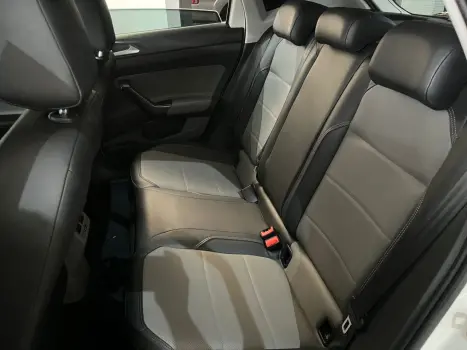 VOLKSWAGEN Polo Hatch 1.0 12V 4P 200 TSI HIGHLINE AUTOM�TICO, Foto 21