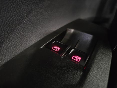 VOLKSWAGEN Polo Hatch 1.0 16V 4P, Foto 17