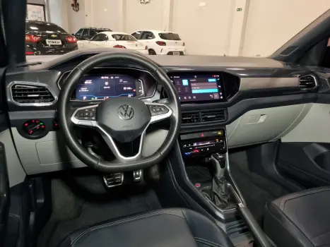 VOLKSWAGEN T-Cross 1.4 4P 250 TSI FLEX HIGHLINE AUTOM�TICO, Foto 15
