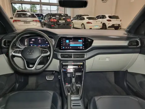 VOLKSWAGEN T-Cross 1.4 4P 250 TSI FLEX HIGHLINE AUTOM�TICO, Foto 18