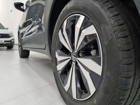VOLKSWAGEN T-Cross 1.4 4P 250 TSI FLEX HIGHLINE AUTOM�TICO, Foto 21
