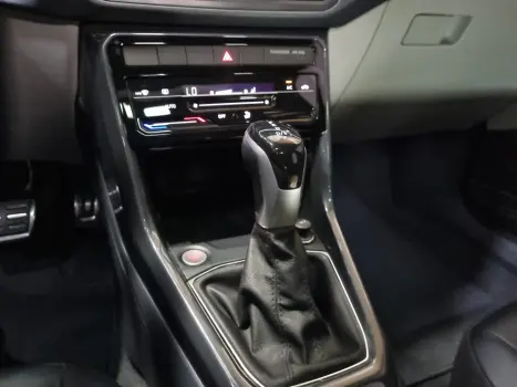 VOLKSWAGEN T-Cross 1.4 4P 250 TSI FLEX HIGHLINE AUTOM�TICO, Foto 25