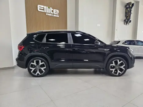 VOLKSWAGEN Taos 1.4 16V 4P FLEX 250 TSI HIGHLINE AUTOM�TICO, Foto 3