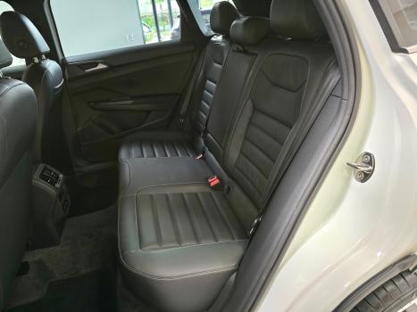 VOLKSWAGEN Taos 1.4 16V 4P FLEX 250 TSI HIGHLINE AUTOM�TICO, Foto 14