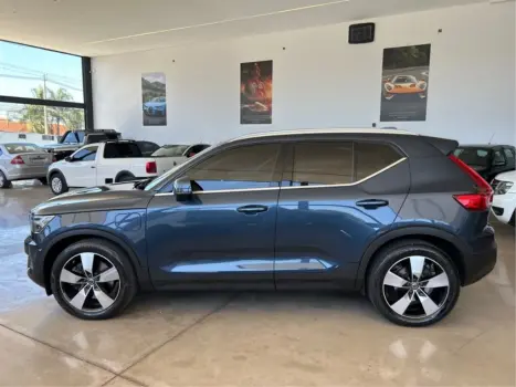 VOLVO XC40 1.5 16V 4P T5 RECHARGE HBRIDO INSCRIPTION GEARTRONIC AUTOMTICO, Foto 4