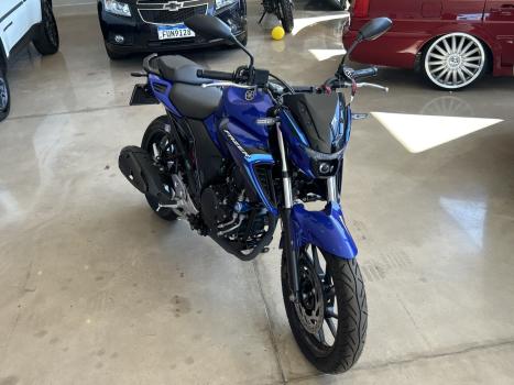 YAMAHA FZ 25 250 Fazer Flex , Foto 1