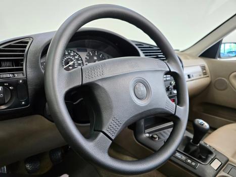 BMW 318I 1.8 16V 4P, Foto 9