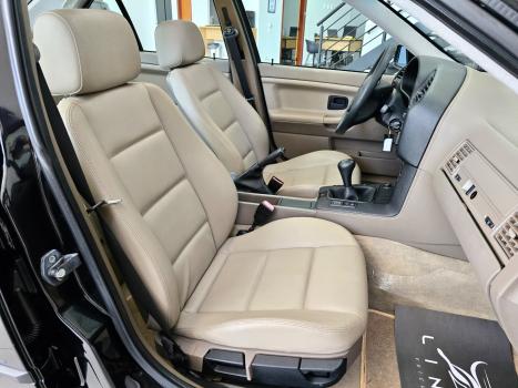BMW 318I 1.8 16V 4P, Foto 14