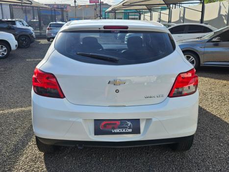 CHEVROLET Onix Hatch 1.4 4P FLEX LTZ, Foto 3