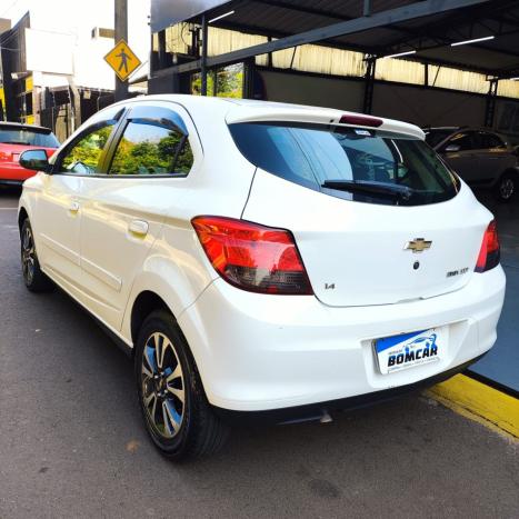 CHEVROLET Onix Hatch 1.4 4P FLEX LTZ, Foto 6