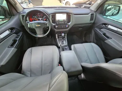 CHEVROLET S10 2.8 16V LTZ CABINE DUPLA TURBO DIESEL AUTOMTICO, Foto 4
