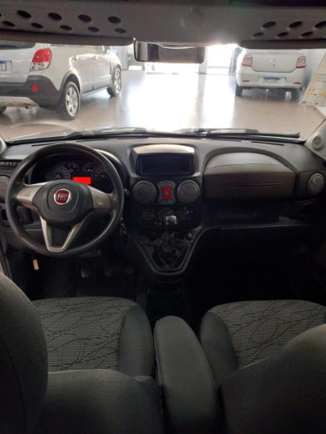 FIAT Doblo 1.8 16V 4P FLEX ESSENCE 7 LUGARES, Foto 3