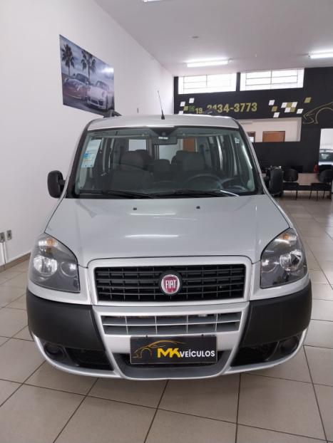 FIAT Doblo 1.8 16V 4P FLEX ESSENCE 7 LUGARES, Foto 2