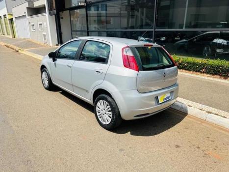 FIAT Punto 1.4 FLEX 4P, Foto 4