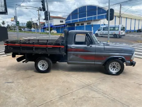 FORD F-1000 , Foto 4