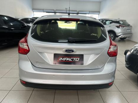 FORD Focus Hatch 1.6 16V 4P FLEX S, Foto 3