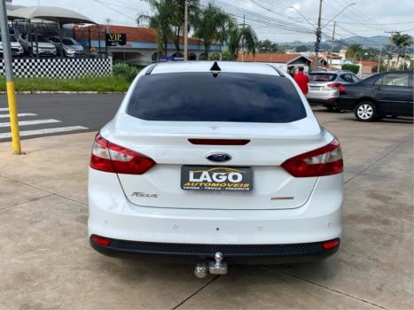 FORD Focus Hatch 2.0 16V 4P FLEX AUTOMTICO, Foto 5