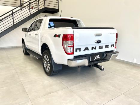 FORD Ranger 3.2 20V CABINE DUPLA 4X4 LIMITED PLUS TURBO DIESEL AUTOMTICO, Foto 5