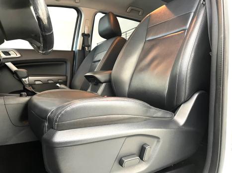 FORD Ranger 3.2 20V CABINE DUPLA 4X4 LIMITED PLUS TURBO DIESEL AUTOMTICO, Foto 17