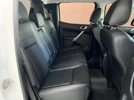 FORD Ranger 3.2 20V CABINE DUPLA 4X4 LIMITED PLUS TURBO DIESEL AUTOMTICO, Foto 15