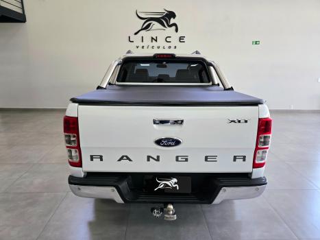 FORD Ranger 3.2 20V XLT 4X4 CABINE DUPLA TURBO DIESEL AUTOMTICO, Foto 5