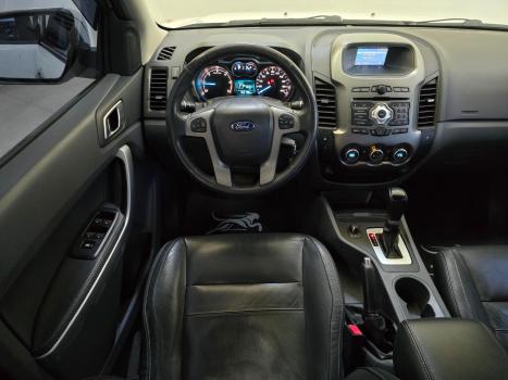 FORD Ranger 3.2 20V XLT 4X4 CABINE DUPLA TURBO DIESEL AUTOMTICO, Foto 10