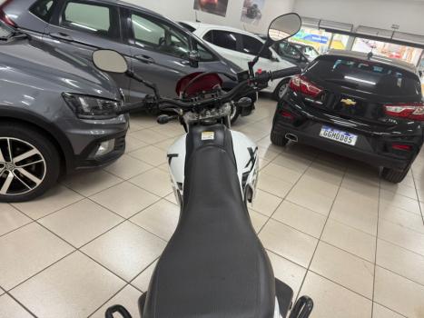 HYUNDAI HB 20 Hatch 1.6 16V 4P PREMIUM FLEX AUTOMTICO, Foto 9