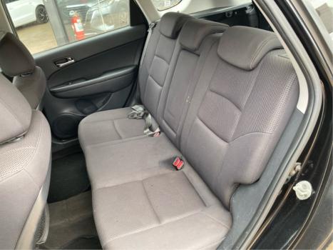 HYUNDAI I30 2.0 16V 4P, Foto 6