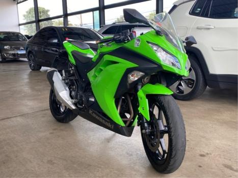 KAWASAKI Ninja 300 ABS, Foto 3