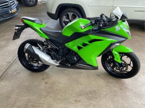 KAWASAKI Ninja 300 ABS, Foto 4