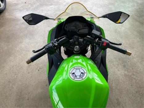 KAWASAKI Ninja 300 ABS, Foto 6