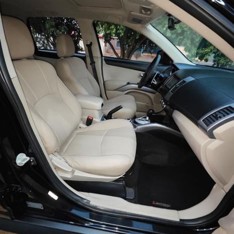 MITSUBISHI Outlander 3.0 V6 24V 4P GT 4X4 AUTOMTICO, Foto 10