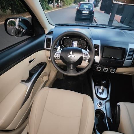 MITSUBISHI Outlander 3.0 V6 24V 4P GT 4X4 AUTOMTICO, Foto 13