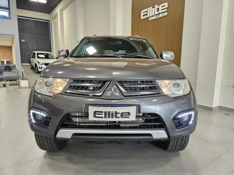 MITSUBISHI Pajero Dakar 3.2 16V 4P HPE 4X4  7 LUGARES TURBO INTECOOLER DIESEL AUTOMTICO, Foto 2