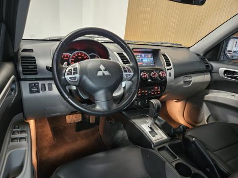 MITSUBISHI Pajero Dakar 3.2 16V 4P HPE 4X4  7 LUGARES TURBO INTECOOLER DIESEL AUTOMTICO, Foto 6
