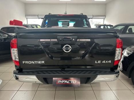 NISSAN Frontier 2.3 16V LE 4X4 CABINE DUPLA BI-TURBO DIESEL AUTOMTICO, Foto 4