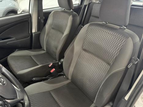 TOYOTA Etios Hatch 1.5 16V 4P FLEX X PLUS AUTOMTICO, Foto 14