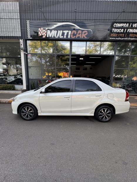 TOYOTA Etios Sedan 1.5 16V 4P FLEX PLATINUM AUTOMTICO, Foto 3