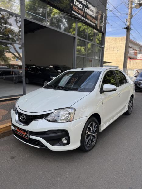 TOYOTA Etios Sedan 1.5 16V 4P FLEX PLATINUM AUTOMTICO, Foto 4