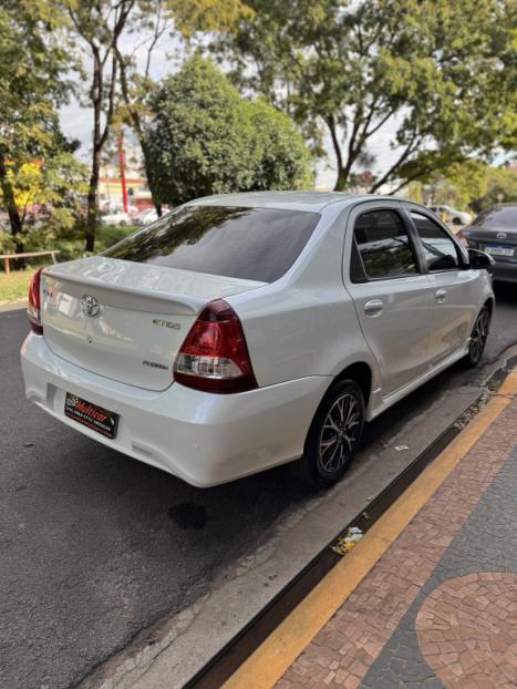 TOYOTA Etios Sedan 1.5 16V 4P FLEX PLATINUM AUTOMTICO, Foto 9
