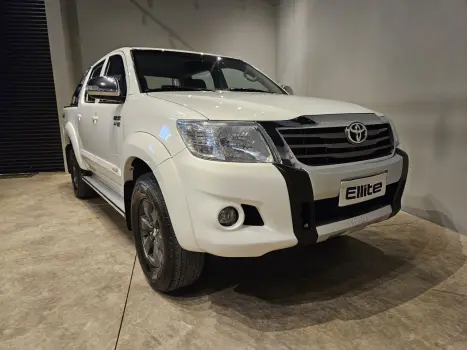 TOYOTA Hilux Caminhonete 2.7 16V 4P SRV FLEX 4X4  CABINE DUPLA AUTOMTICO, Foto 23